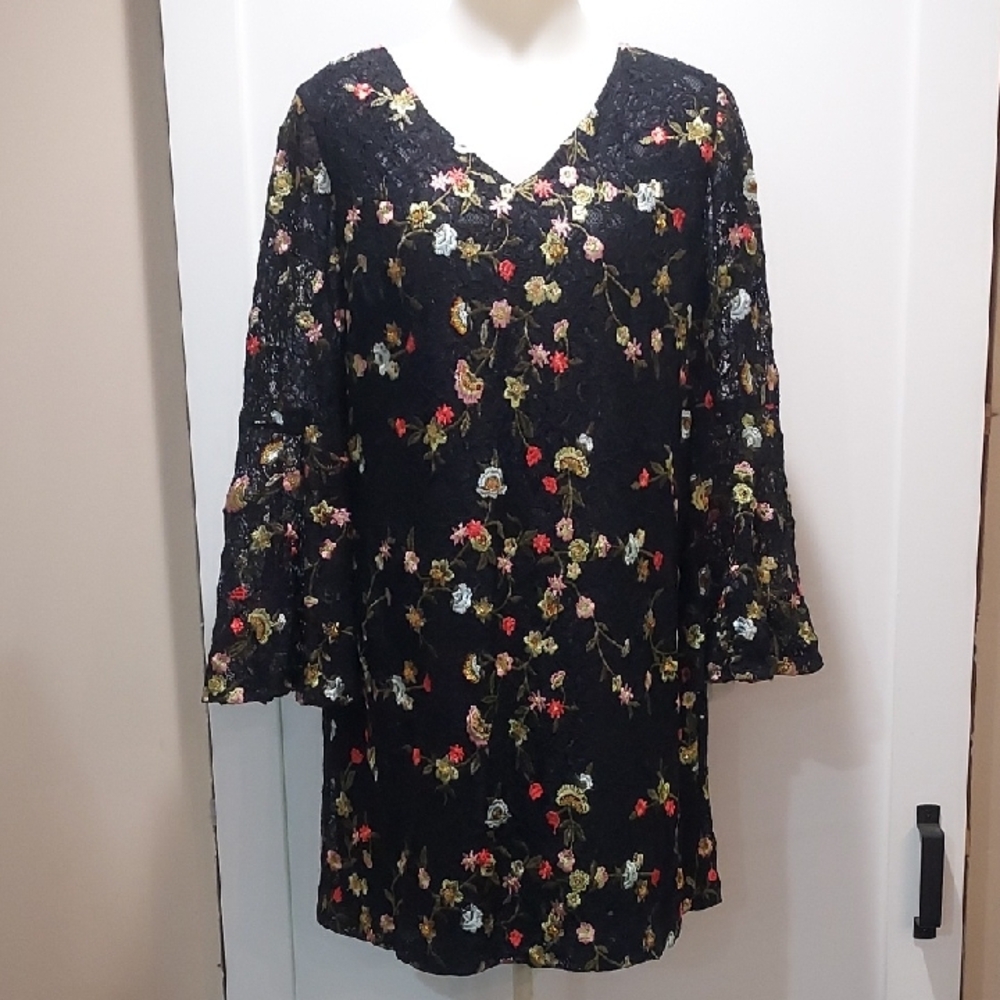 Tahari Black Lace & Sequin Embroidered Floral Long Sleeve Dress